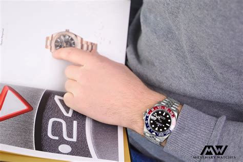 rolex gmt weight